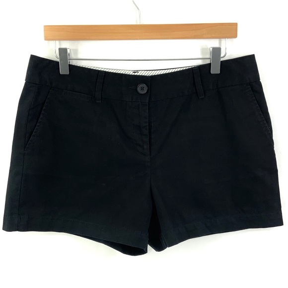 LOFT Ann Taylor Flat Front Shorts Black Chinos Size 8 L27 - Picture 1 of 3